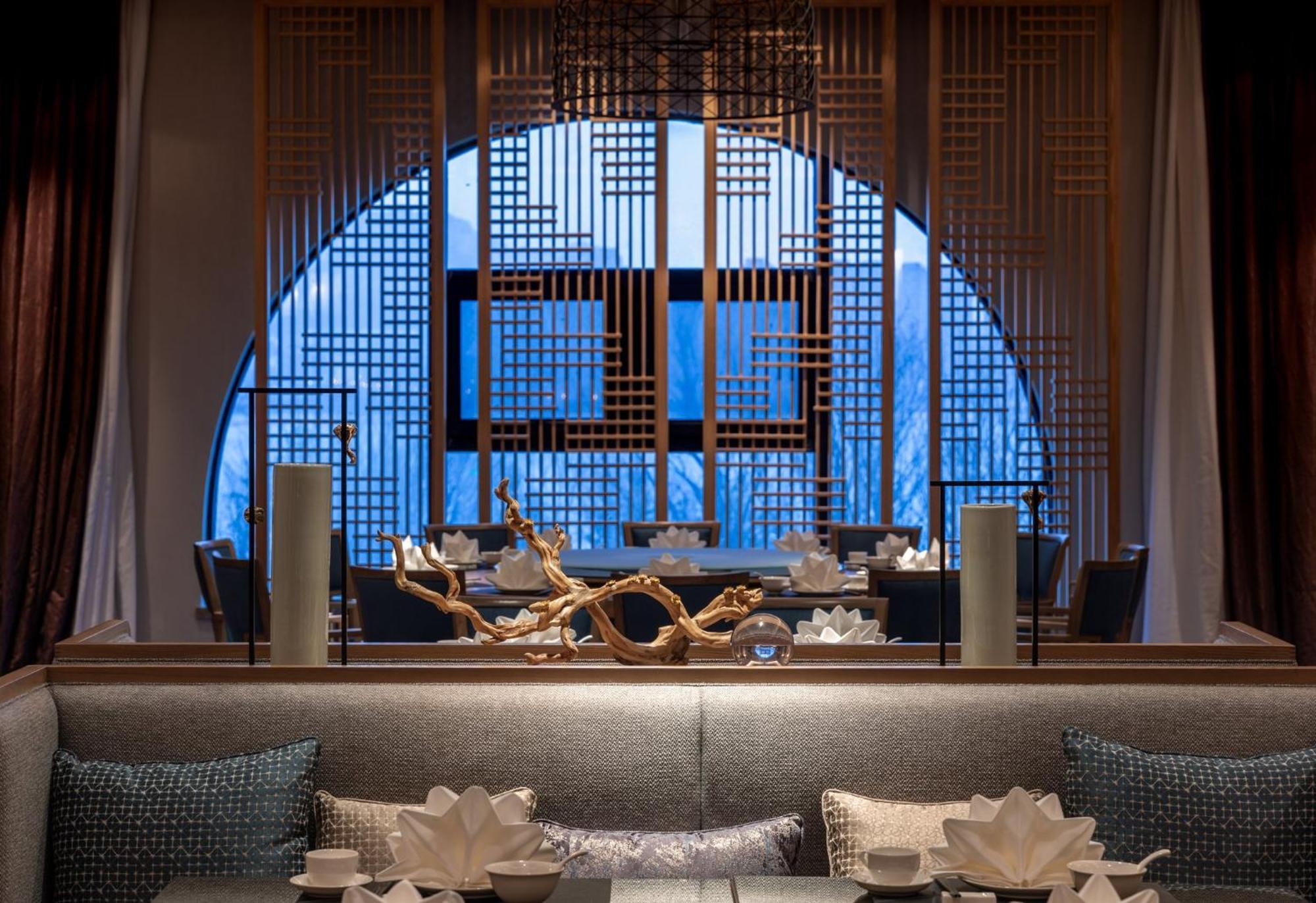 فندق Crowne Plaza Qingdaoorientalmoviemetropolis By Ihg المظهر الخارجي الصورة